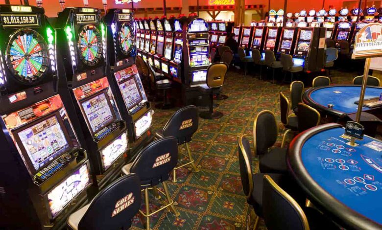 Play online slot machines -- Chances of winning slot games