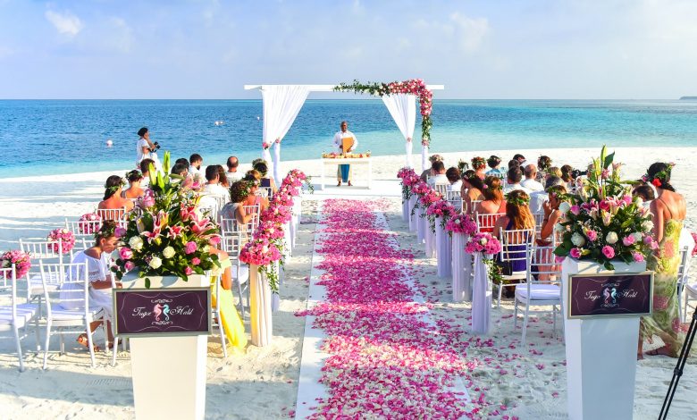 3 Tips for Choosing the Perfect Decor for Your Wedding Reception in 2021