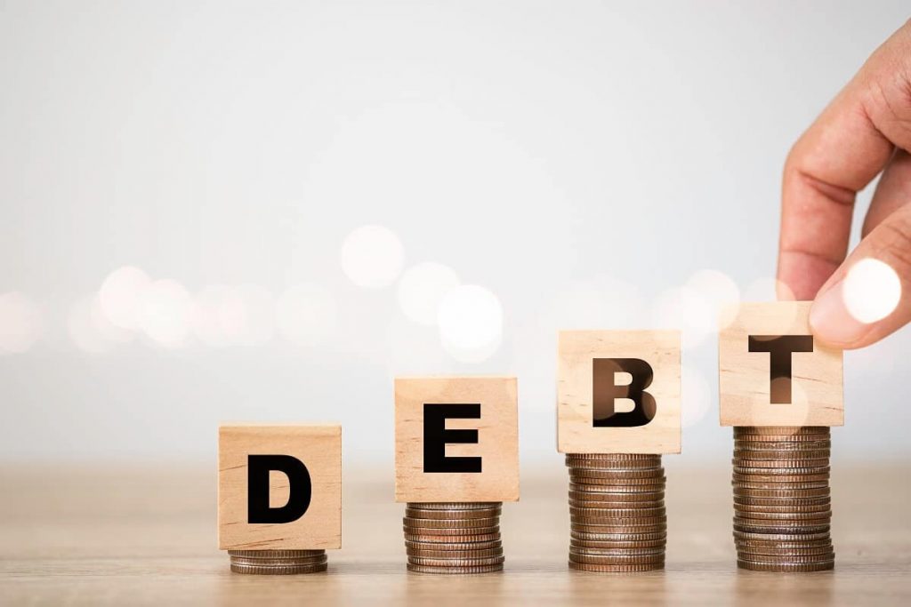 5 Warning Signs That You May Be In Too Much Debt