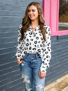 trendy women's clothing