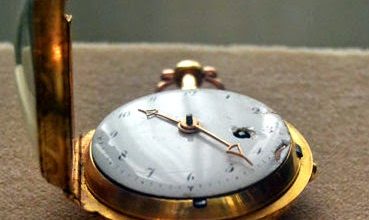 Photo of Pendant watch : a must-have timepiece