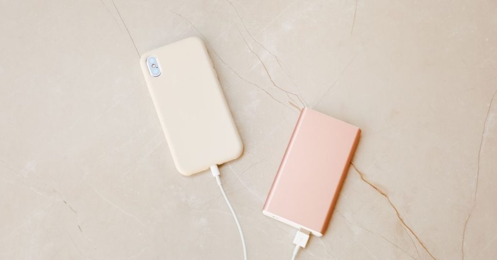 5 Must have smartphone acCessories