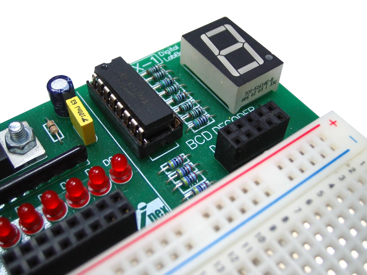 How to wire a 5 pin relay for led lights?